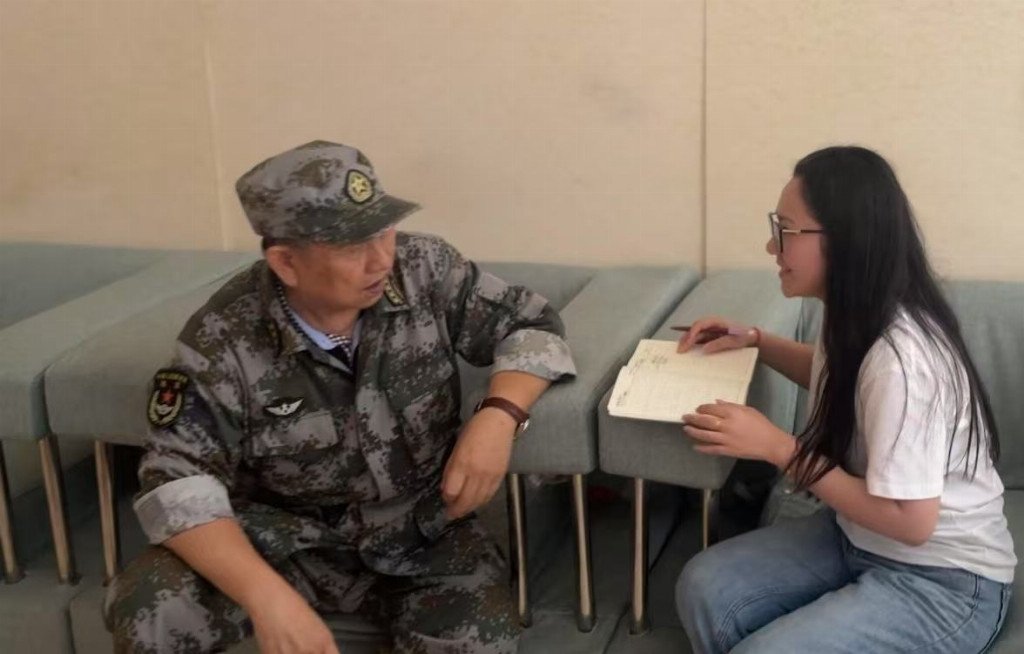 采访芦继兵老师.jpg